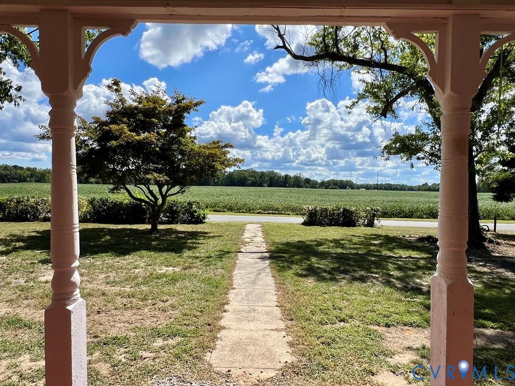 40 Coan Wharf Road Heathsville, VA 22473 - Photo 4 of 28 a view of a yard with plants