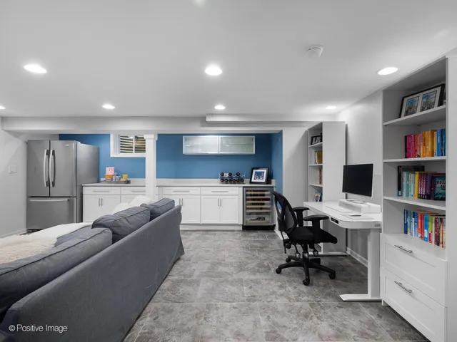 $524,700 | 10913 Martindale Drive, Westchester, IL 60154