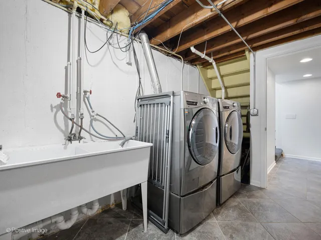 $524,700 | 10913 Martindale Drive, Westchester, IL 60154