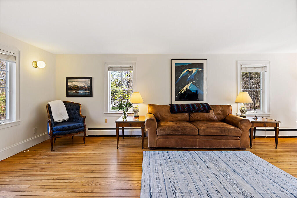183 Mountain Road Falmouth, ME 04105 - Photo 26 of 65 60_BP5A0529_DxO_mls