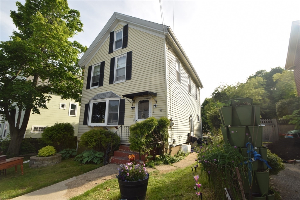 2 Harrison Avenue Gloucester, MA 01930 - Photo 2 of 5