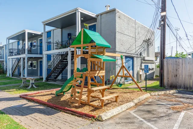 a view of outdoor space yard and porch