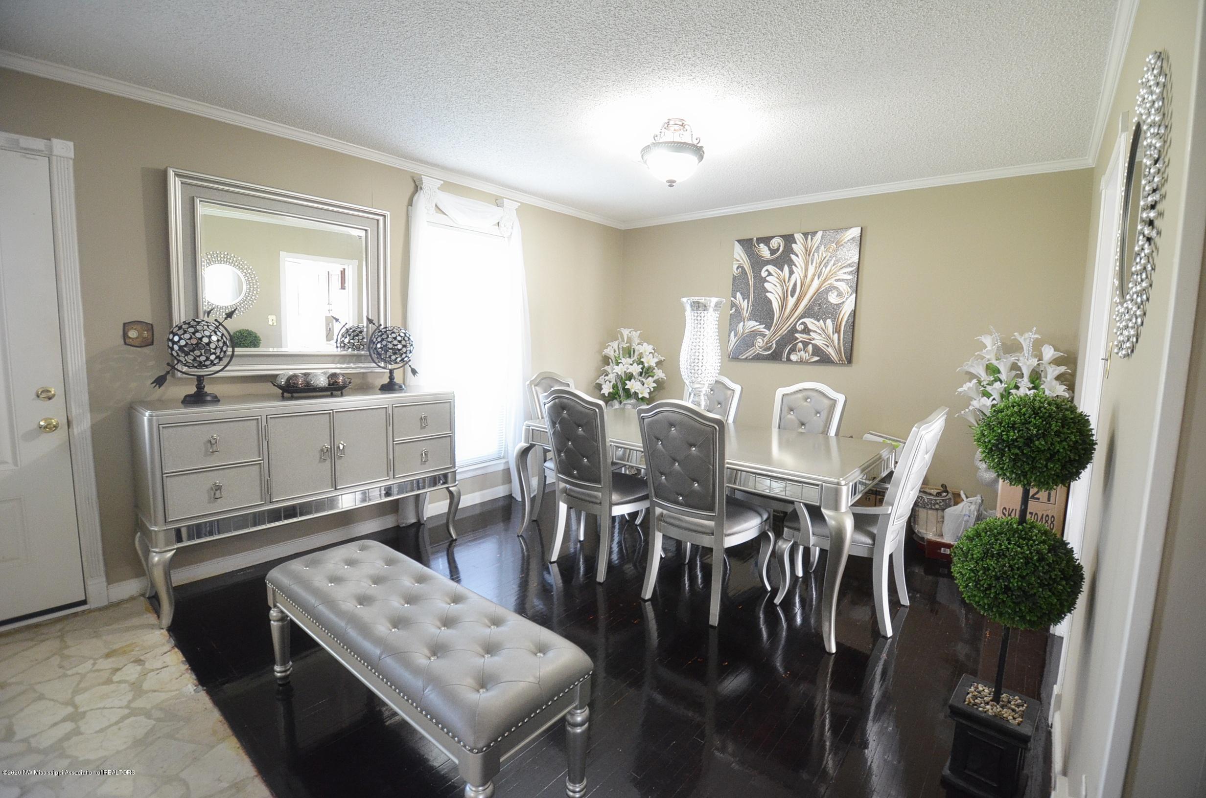 7484 Craft Road Olive Branch, MS 38654 - Photo 5 of 21 Dining room
