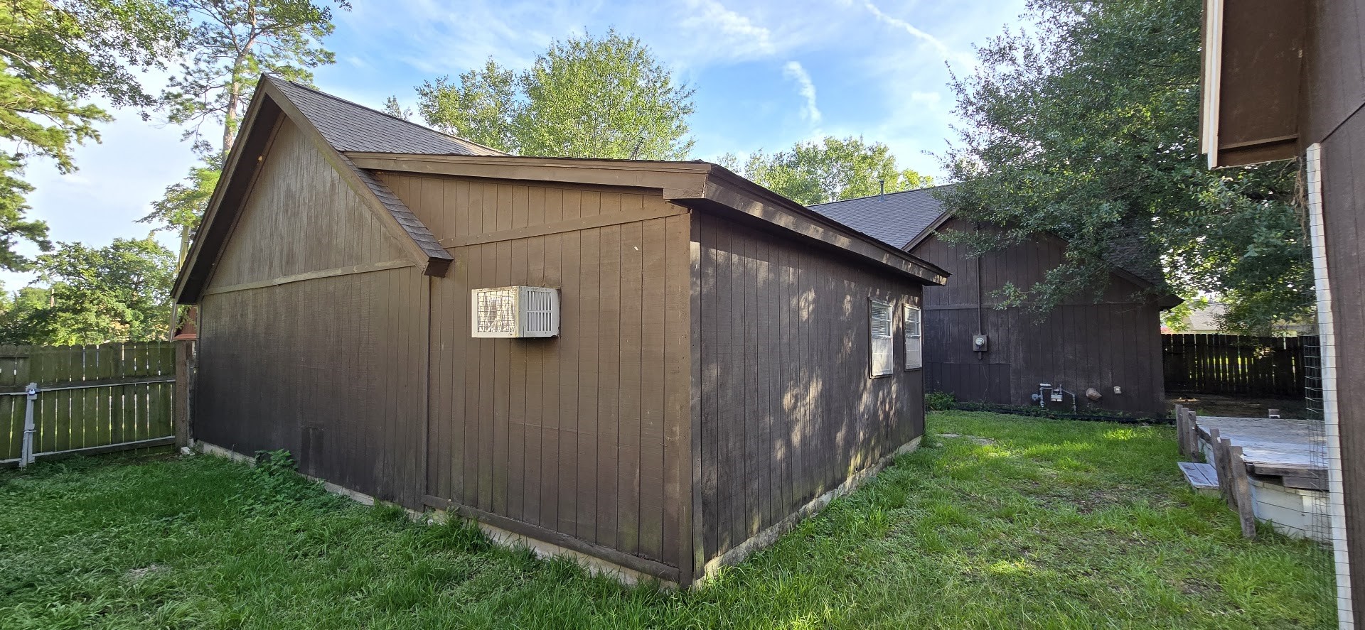 19426 Lockridge Drive Spring, TX 77373 - Photo 35 of 44 a backyard of a house with lots of green space