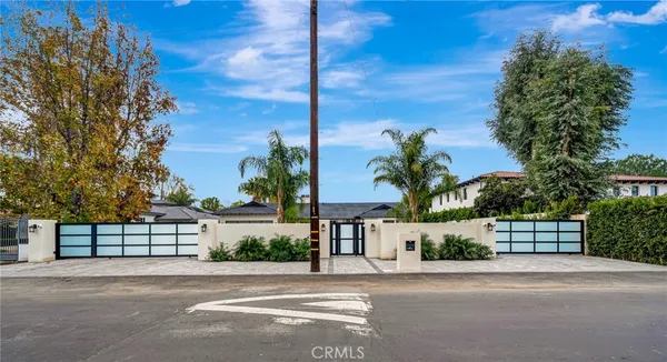 $16,500 | 22914 Calvert Street, Woodland Hills, CA 91367