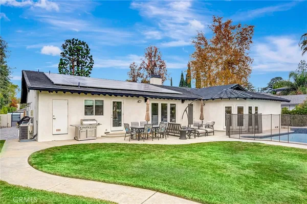 $16,500 | 22914 Calvert Street, Woodland Hills, CA 91367