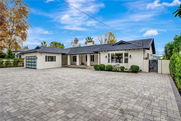 $16,500 | 22914 Calvert Street, Woodland Hills, CA 91367