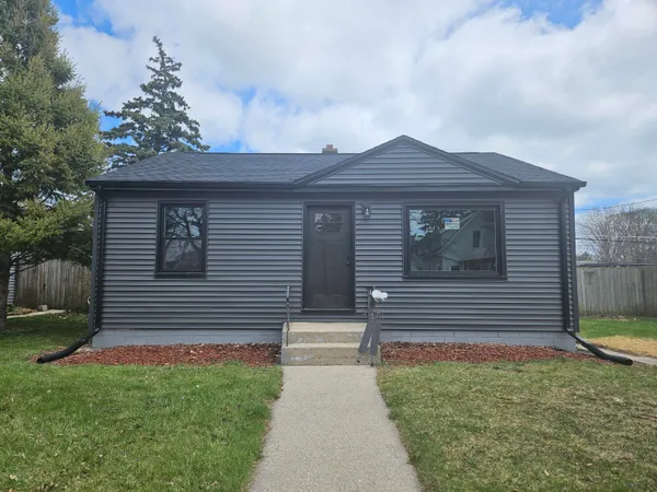 $234,900 | 3407 3rd Avenue, Racine, WI 53402