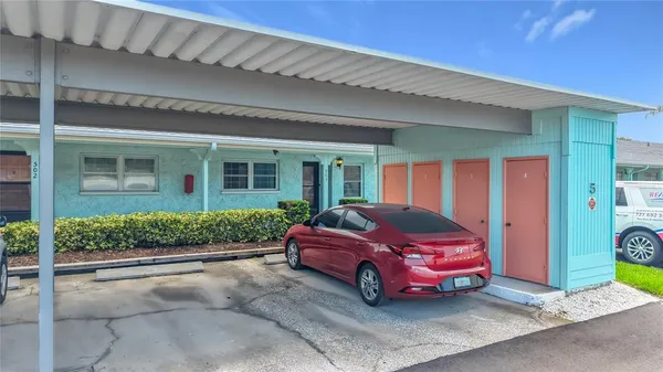 $1,600 | 2465 Northside Drive, Unit 503, Clearwater, FL 33761