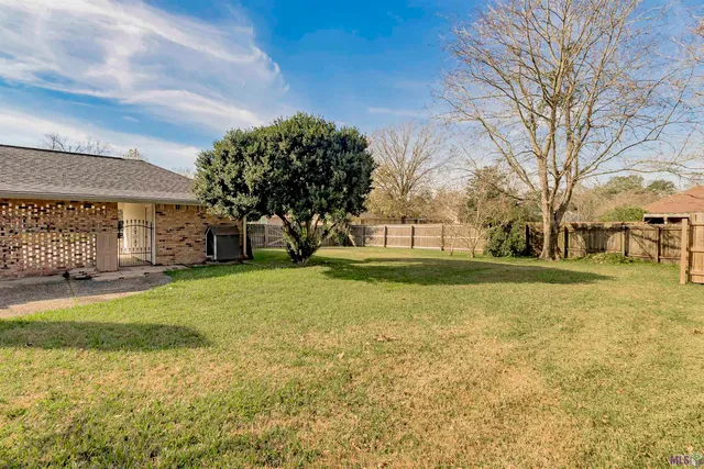 $2,400 | 12109 Mallory Avenue, Baton Rouge, LA 70816