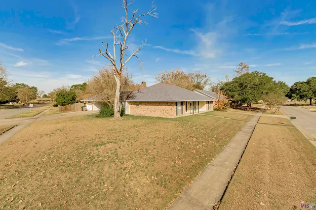 $2,400 | 12109 Mallory Avenue, Baton Rouge, LA 70816