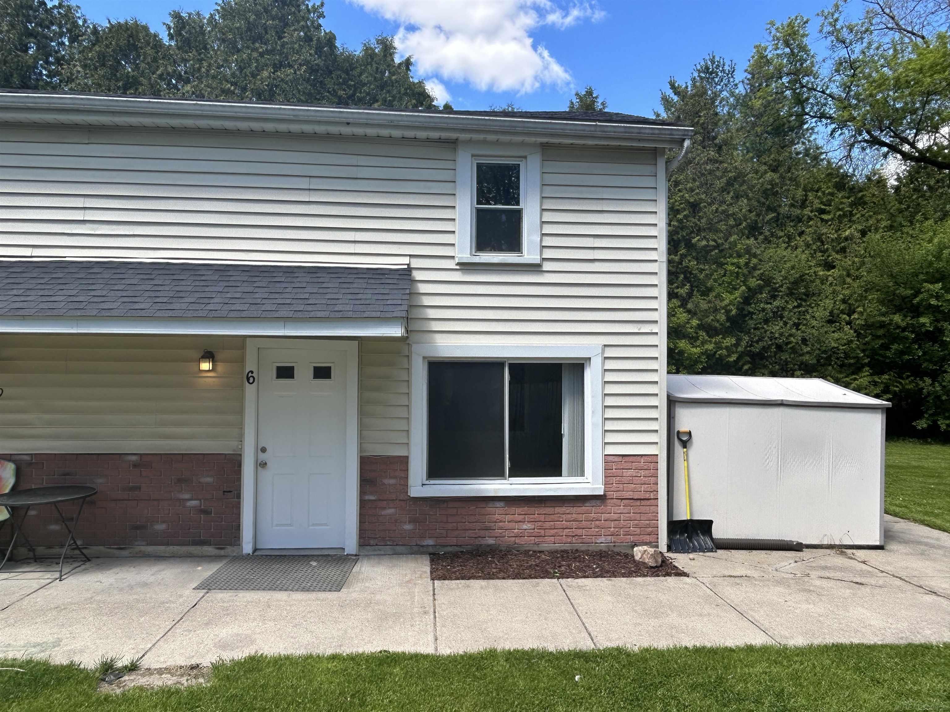 2969 Devondale Road, Unit 6 Rochester, MI 48309 - Photo 2 of 11