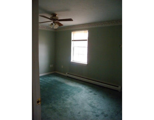 22 Acadia Road Gardner, MA 01440 - Photo 2 of 4 Gallery Image 2