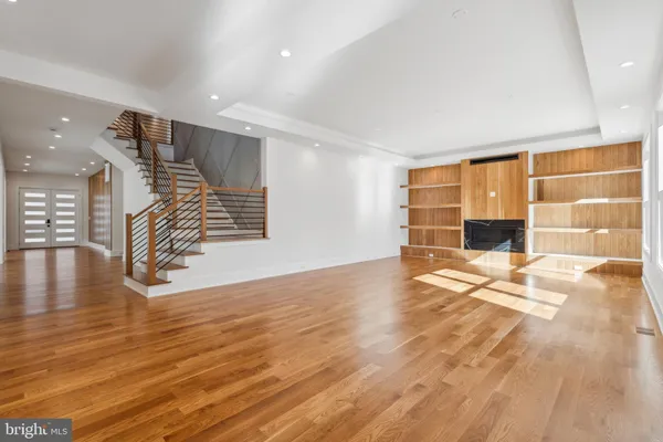 $2,195,000 | 6640 Cardinal Lane, Annandale, VA 22003