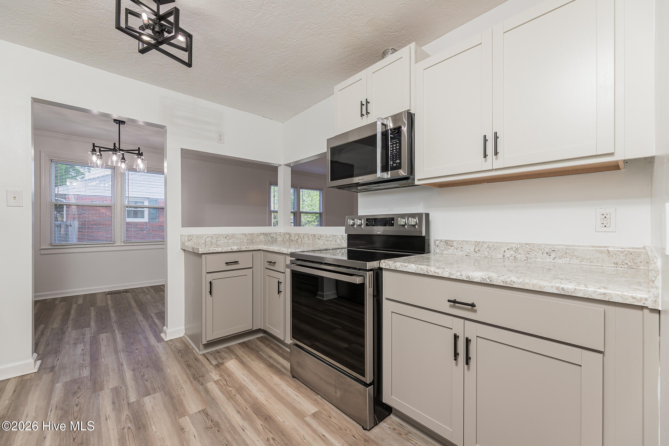 1009 River Street Jacksonville, NC 28540 - Photo 15 of 43 16KITCHEN