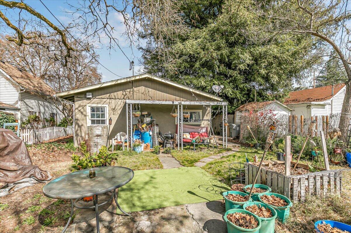 707 Southwest I Street Grants Pass, OR 97526 - Photo 21 of 21 21.