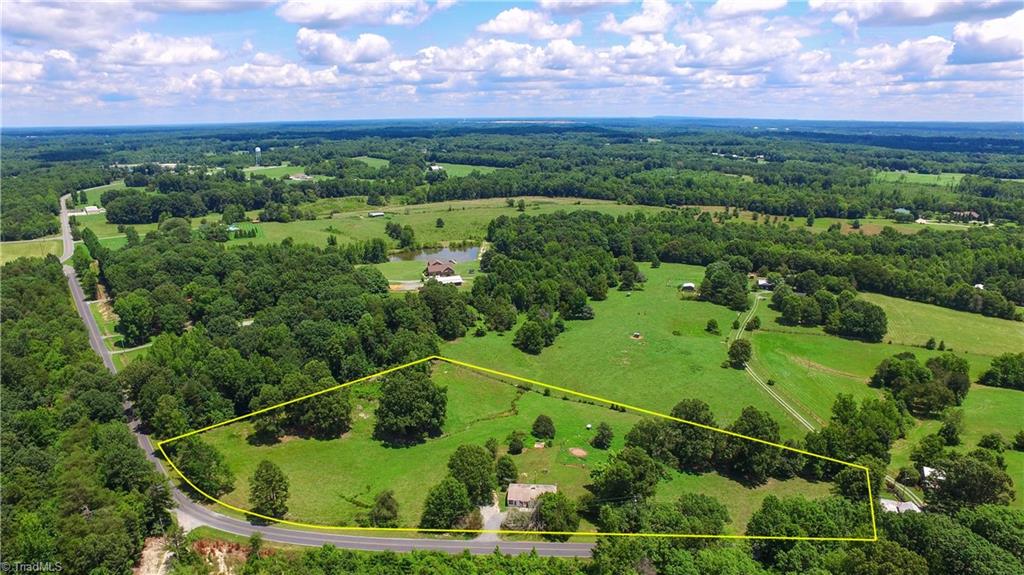 4288 Plum Tree Road Climax, NC 27233 - Photo 16 of 45 Gallery Image 16