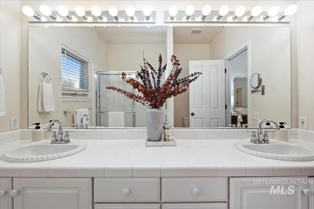 $585,000 | 812 East Riverpark Lane, Boise, ID 83706