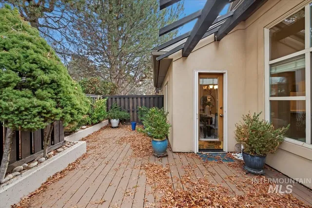 $585,000 | 812 East Riverpark Lane, Boise, ID 83706