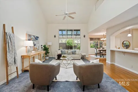 $585,000 | 812 East Riverpark Lane, Boise, ID 83706