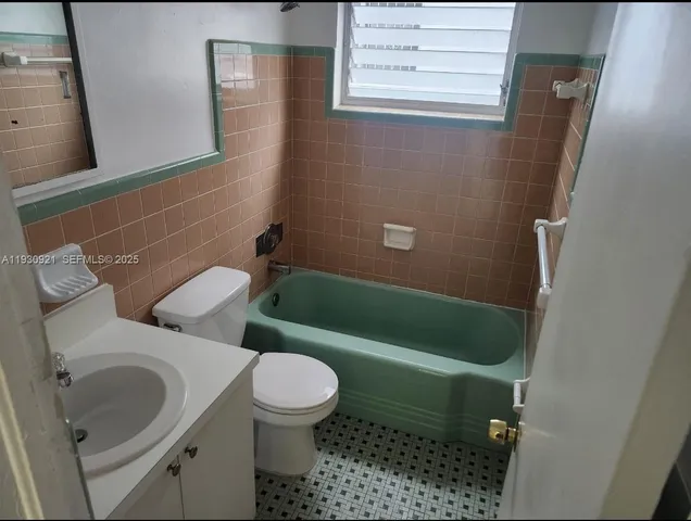 $1,650 | 501 77th Street, Unit 3, Miami Beach, FL 33141