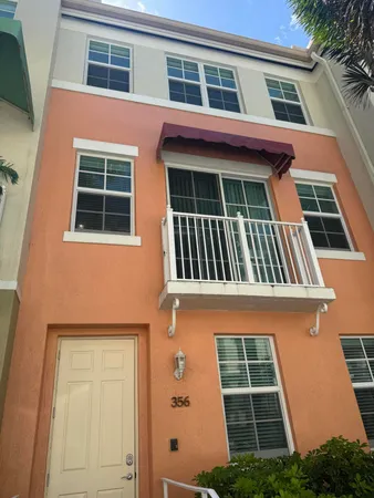 $3,100 | 356 Moorings Drive, Lantana, FL 33462