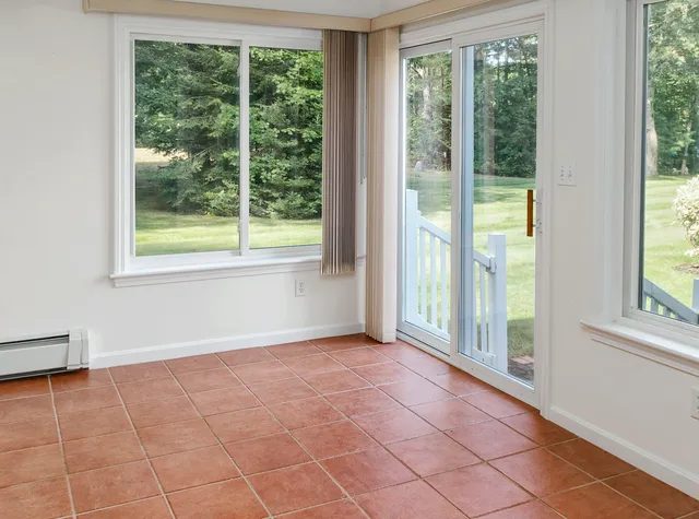 $560,000 | 59 Plymouth Grove, Unit 11, Kennebunk, ME 04043