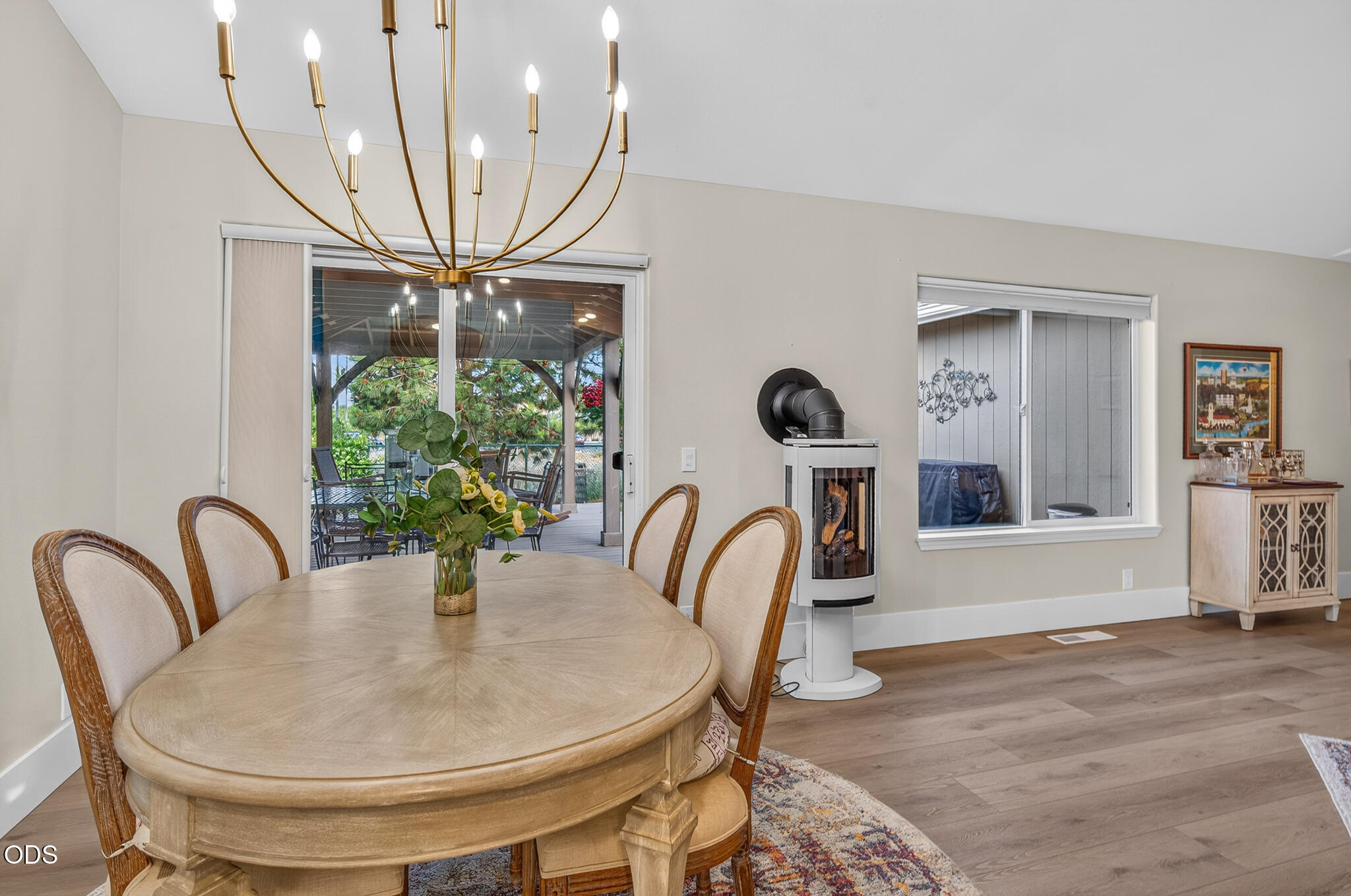 62633 Hawkview Road Bend, OR 97701 - Photo 12 of 39