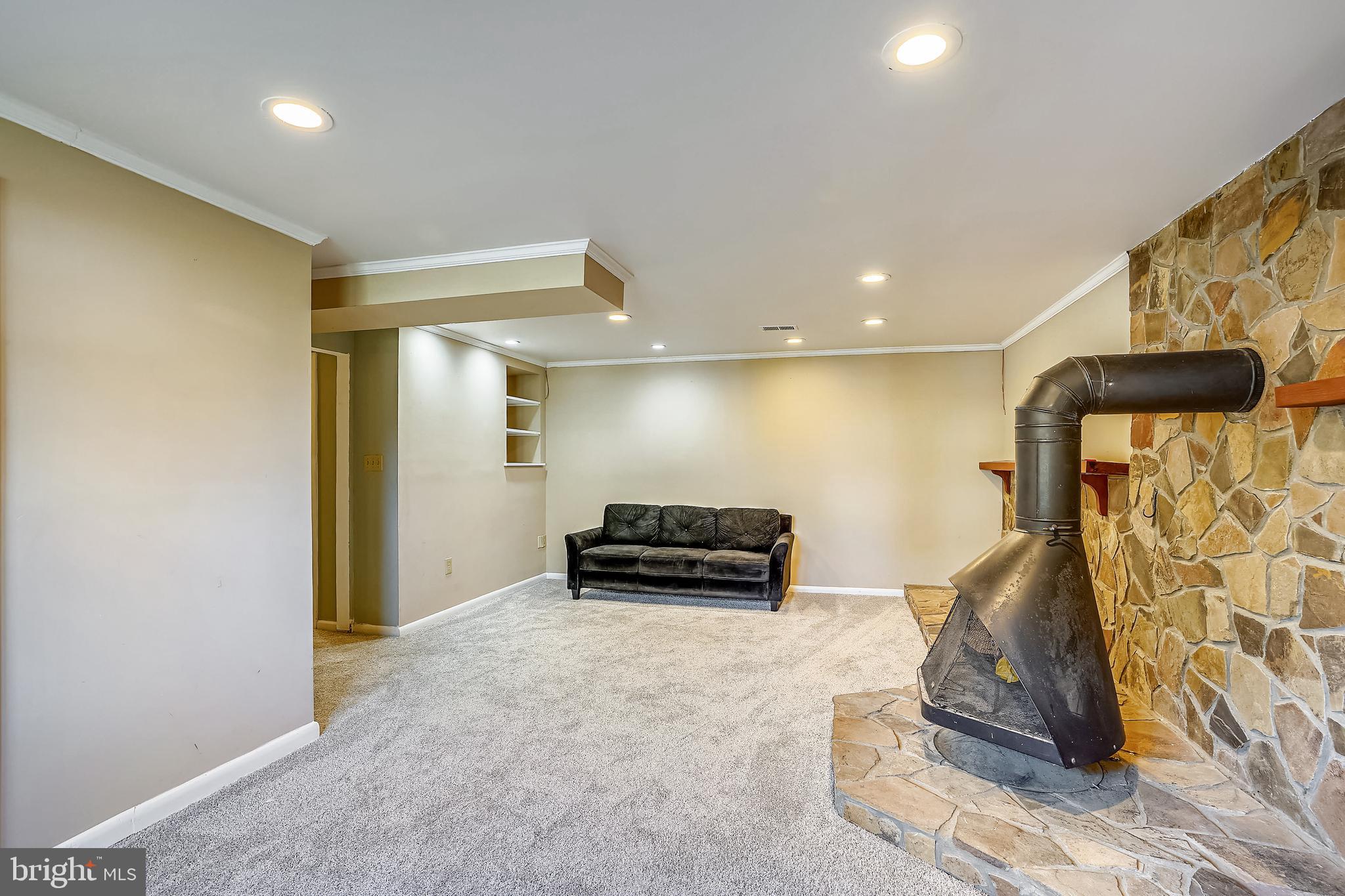 1636 Oldtown Road Edgewater, MD 21037 - Photo 17 of 49