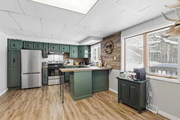 $949,000 | 9283 Willow Road, Bitely, MI 49309