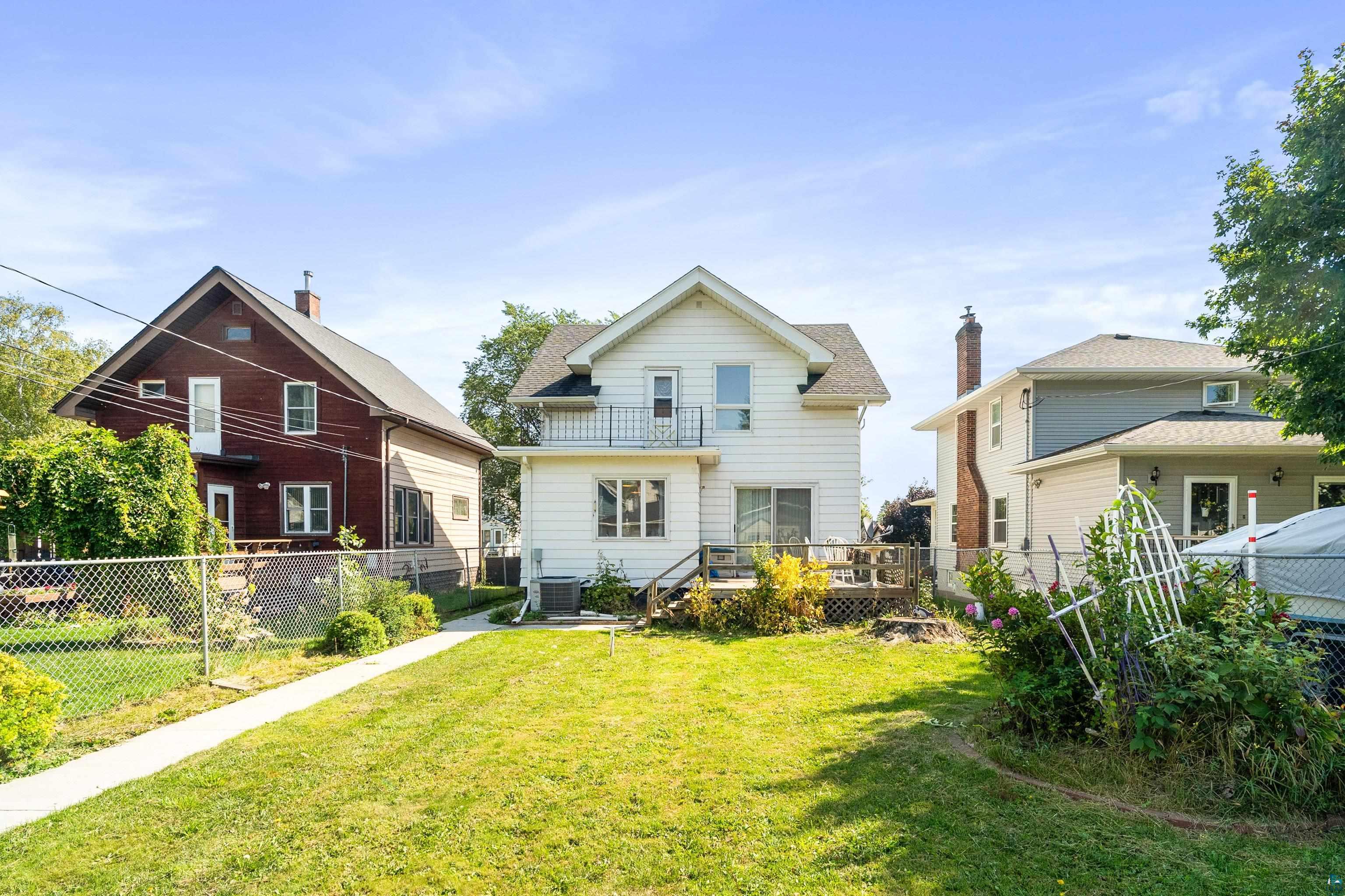 327 North 61st Avenue West Duluth, MN 55807 - Photo 4 of 42