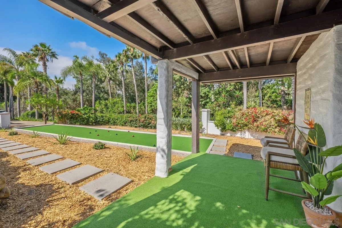 17507 Los Morros Rancho Santa Fe, CA 92067 - Photo 20 of 60 Exterior Front