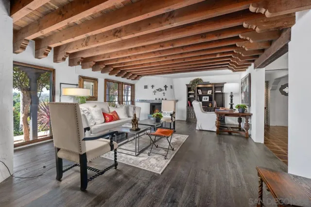 $5,890,000 | 17507 Los Morros, Rancho Santa Fe, CA 92067