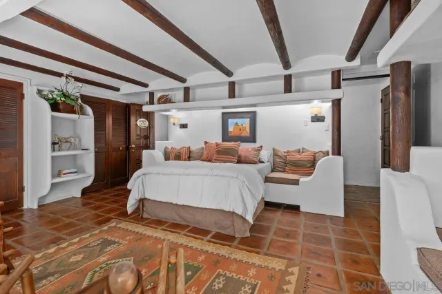 $5,890,000 | 17507 Los Morros, Rancho Santa Fe, CA 92067