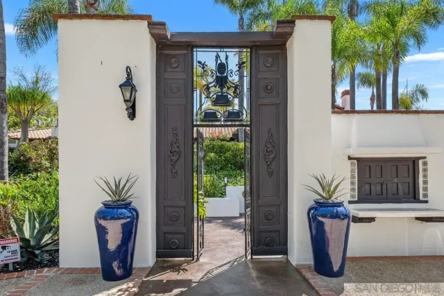$5,890,000 | 17507 Los Morros, Rancho Santa Fe, CA 92067