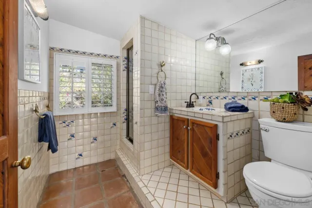 $5,890,000 | 17507 Los Morros, Rancho Santa Fe, CA 92067