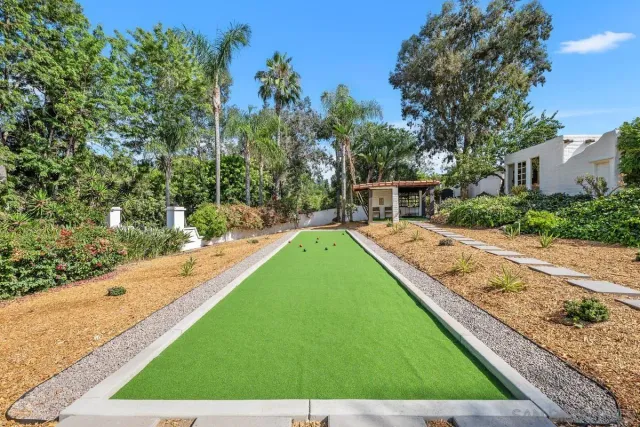 $5,890,000 | 17507 Los Morros, Rancho Santa Fe, CA 92067