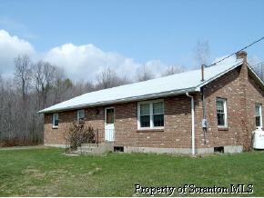 2287 Lake Quinn Road Waymart, PA 18472 - Photo 3 of 5 Gallery Image 3