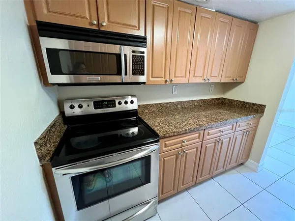 $150,000 | 5221 Bayshore Boulevard, Unit 29, Tampa, FL 33611