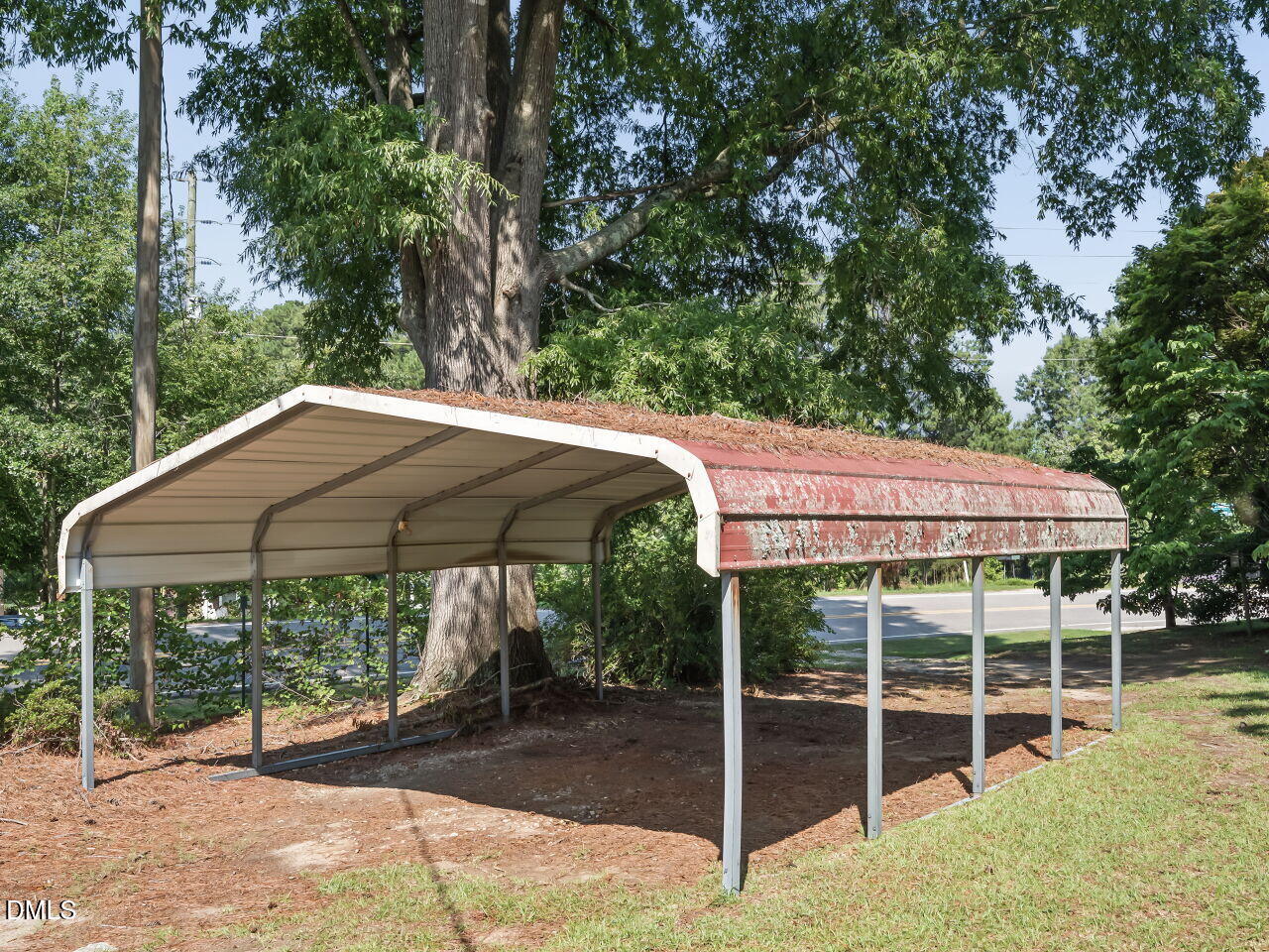1059 South Hollybrook Road Wendell, NC 27591 - Photo 20 of 25 020-1280x960-carport