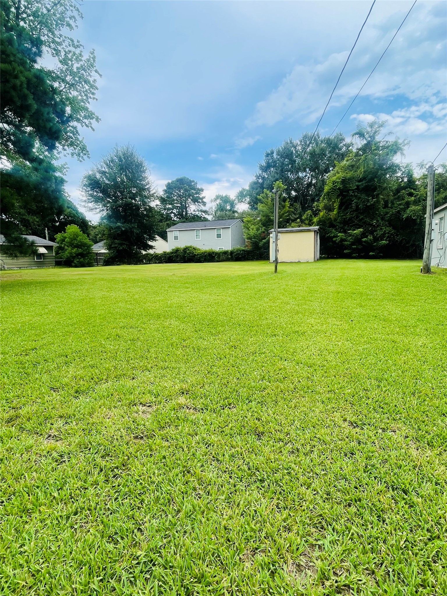 255 Bluebonnet Livingston, TX 77351 - Photo 1 of 7