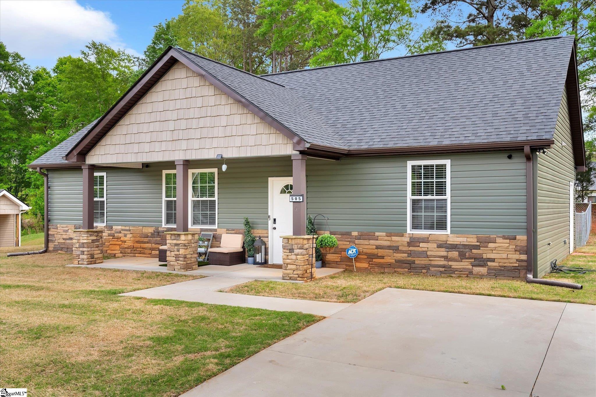 505 Jackson Circle Anderson, SC 29625 - Photo 2 of 30