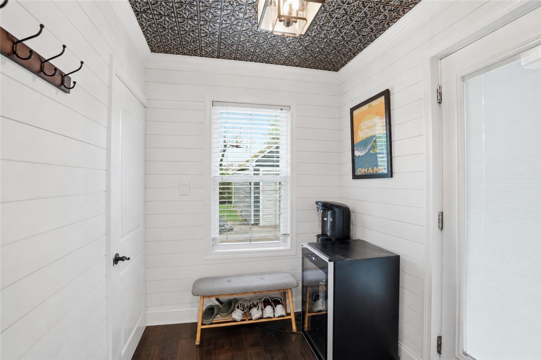 91 Sowams Road Barrington, RI 02806 - Photo 7 of 36 Mudroom