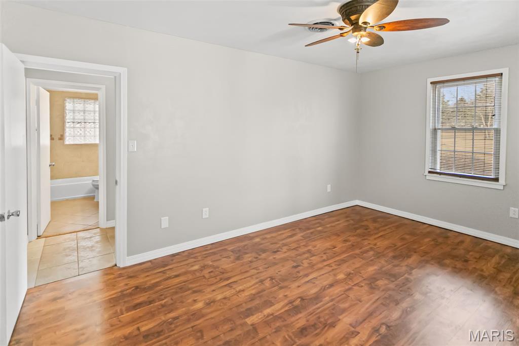 804 Enos Lane Godfrey, IL 62035 - Photo 23 of 48