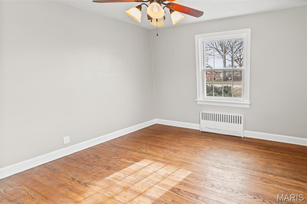 804 Enos Lane Godfrey, IL 62035 - Photo 32 of 48