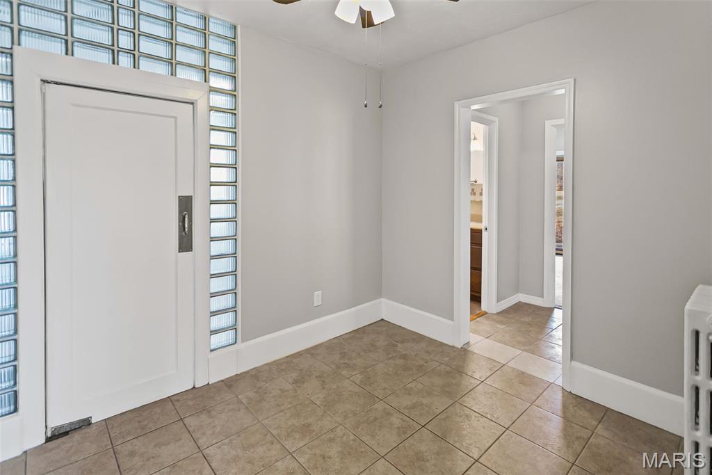 804 Enos Lane Godfrey, IL 62035 - Photo 34 of 48