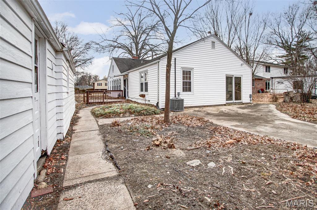 804 Enos Lane Godfrey, IL 62035 - Photo 47 of 48