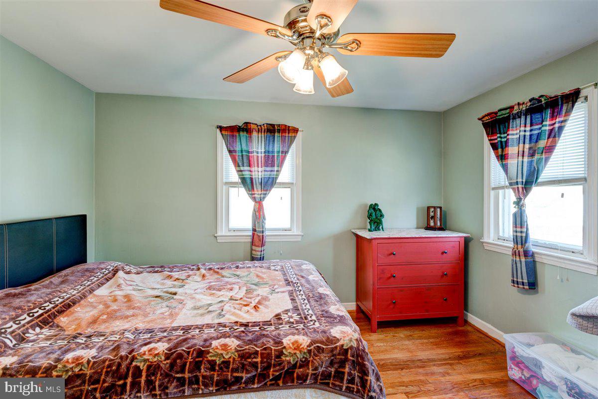 11937 Bluhill Road Silver Spring, MD 20902 - Photo 22 of 33