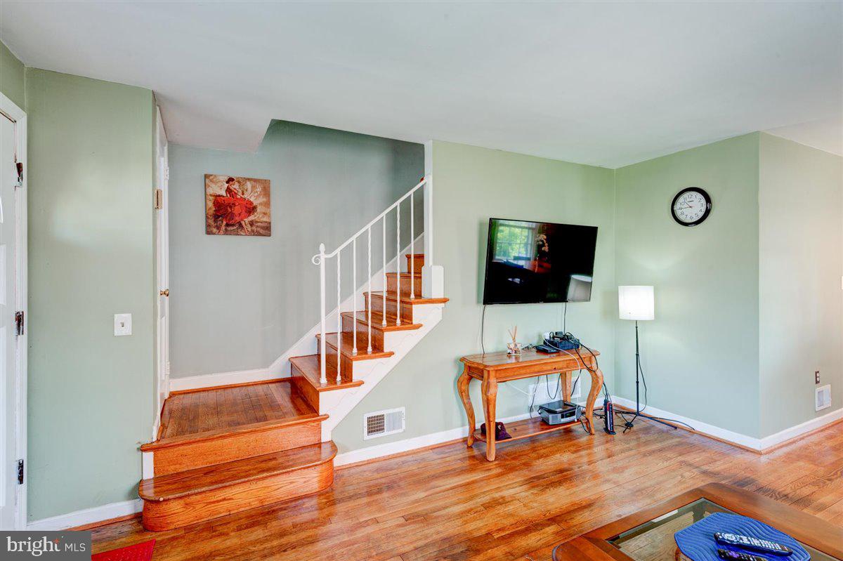 11937 Bluhill Road Silver Spring, MD 20902 - Photo 24 of 33
