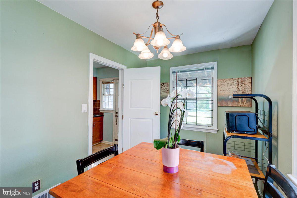 11937 Bluhill Road Silver Spring, MD 20902 - Photo 29 of 33